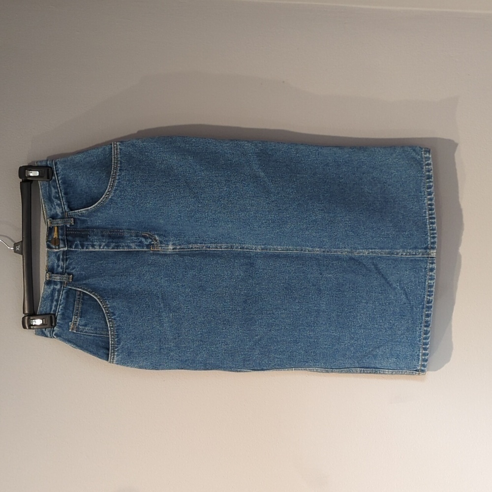 Vintage Women's Best World Brand Denim Skirt. Women's size 7. Vintage denim